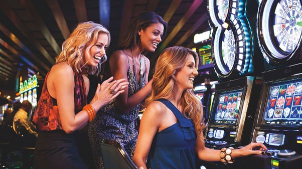 88fortune Online Slots ဂိမ်းများ — မြန်မာကစားသမားများ Jackpot Slots ကစားနေသောမြင်ကွင်း